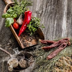 Bio Chili-Kräuterwurzen aus Südtirol – 4 Stück gesamt à 0,10kg