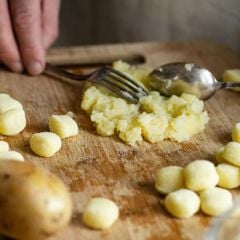 Frische Gnocchi mit Bergkäse – Kartoffel-Nockerl Patarò 400g