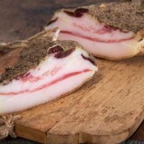 Guanciale Stagionato – gereifte Schweinebacke in Streifen 90g