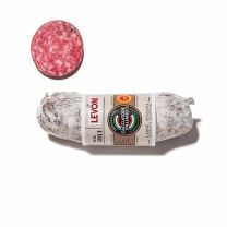 Salami Cacciatore DOP von Levoni, nicht nur bei Jägern ist diese Salami allzeit beliebt und als Stärkung bei Brotzeiten gefragt ㋡