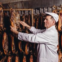 Speck aus Südtirol – Steiners Hausspeck im Ganzen à 4,67kg