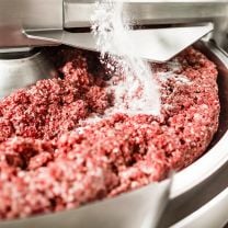 Haussalami mit Knoblauch – Trockners Knofl-Weiße à 0,15kg