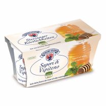 Vollmilchjoghurt mit Honig und Melisse, beste Joghurt-Qualität aus frischer Kuhmilch vom Südtiroler Bergbauernhof.