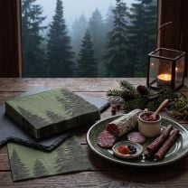 Papierservietten mit Tannenwald „Black Forest“ 33 × 33 cm