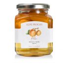 Alpe Pragas' 'Marillen-Kompott' ist eine delikate Kreation aus in Sirup eingelegten Aprikosen, die ihren vollen Geschmack durch einen schonenden Prozess bewahren.